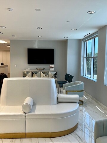 The center sofa at the Dallas Center for Dermatology and Aesthetics